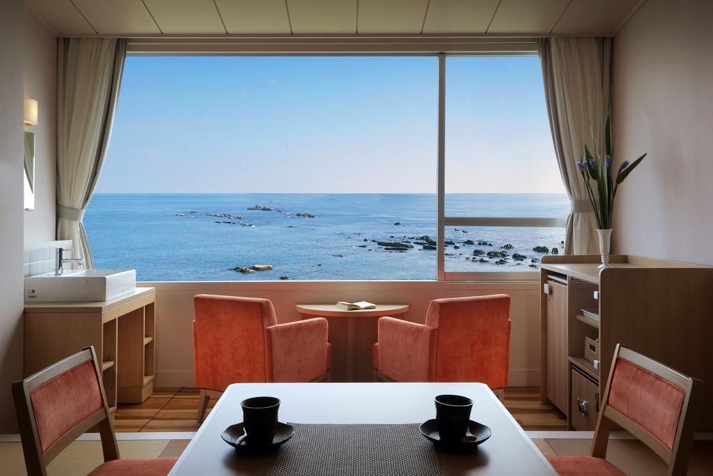 צ'יבה Shirahama Ocean Resort מראה חיצוני תמונה